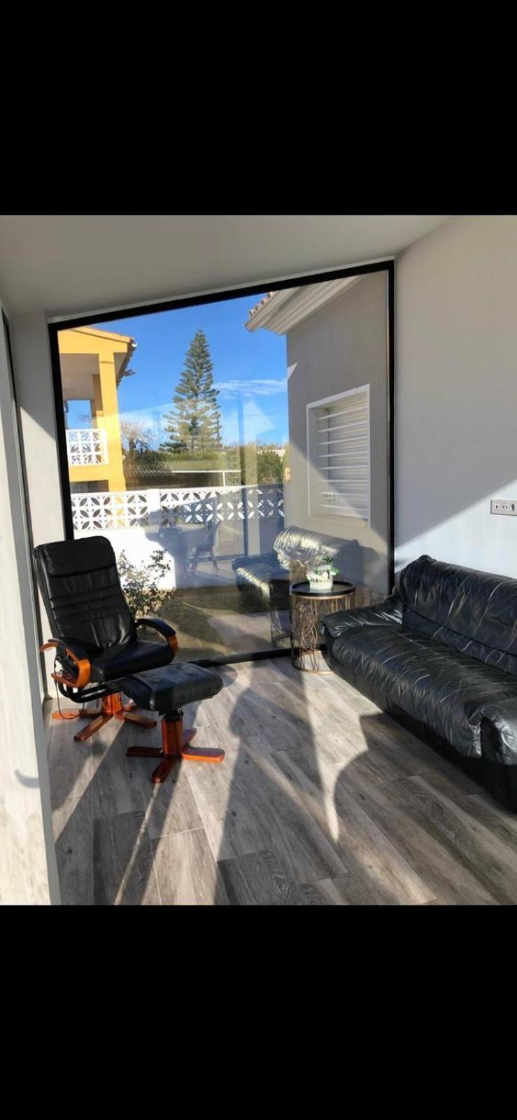 Bonita Villa Cerca Del Mar 格拉德卡斯特利翁 外观 照片