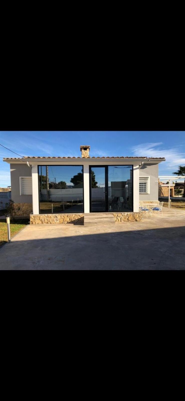 Bonita Villa Cerca Del Mar 格拉德卡斯特利翁 外观 照片